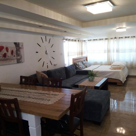 Tiberias Vacation Rental Εξωτερικό φωτογραφία